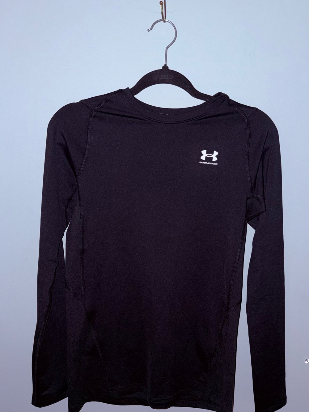 Under Armour Black Boys YXL Long-Sleeve Performance Top
